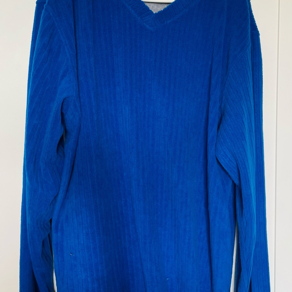 Vibrant Blue V-Neck Sweater for Men Soft sweat top